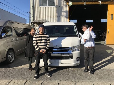 ハイエース　バン　ワイド　Ｓ－ＧＬ　納車